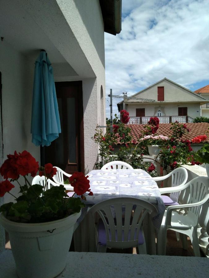 Apartman Sunce Raslina Luaran gambar