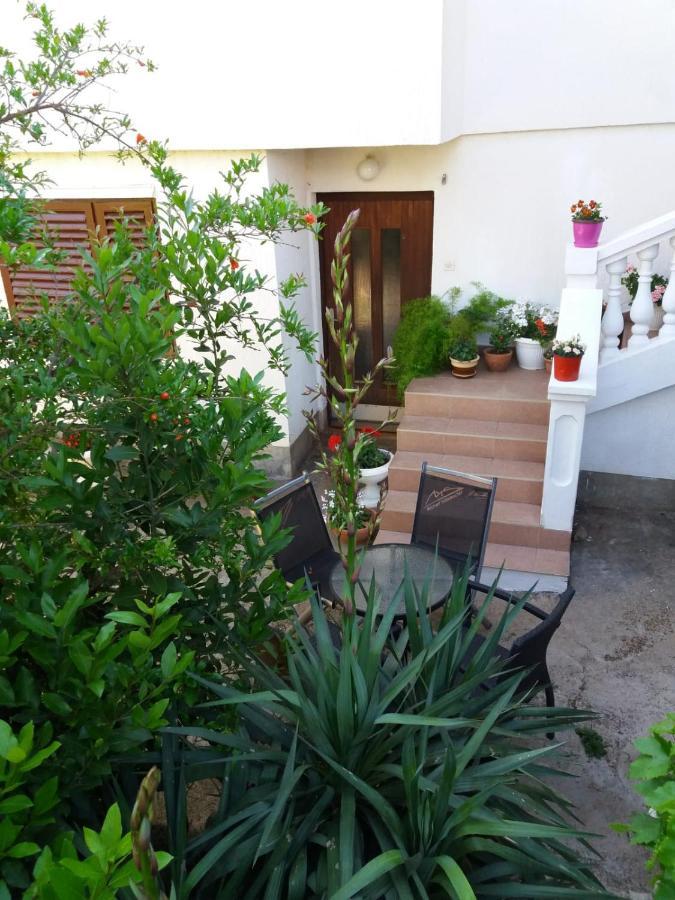 Apartman Sunce Raslina Luaran gambar