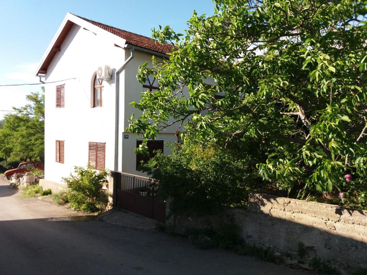 Apartman Sunce Raslina Luaran gambar