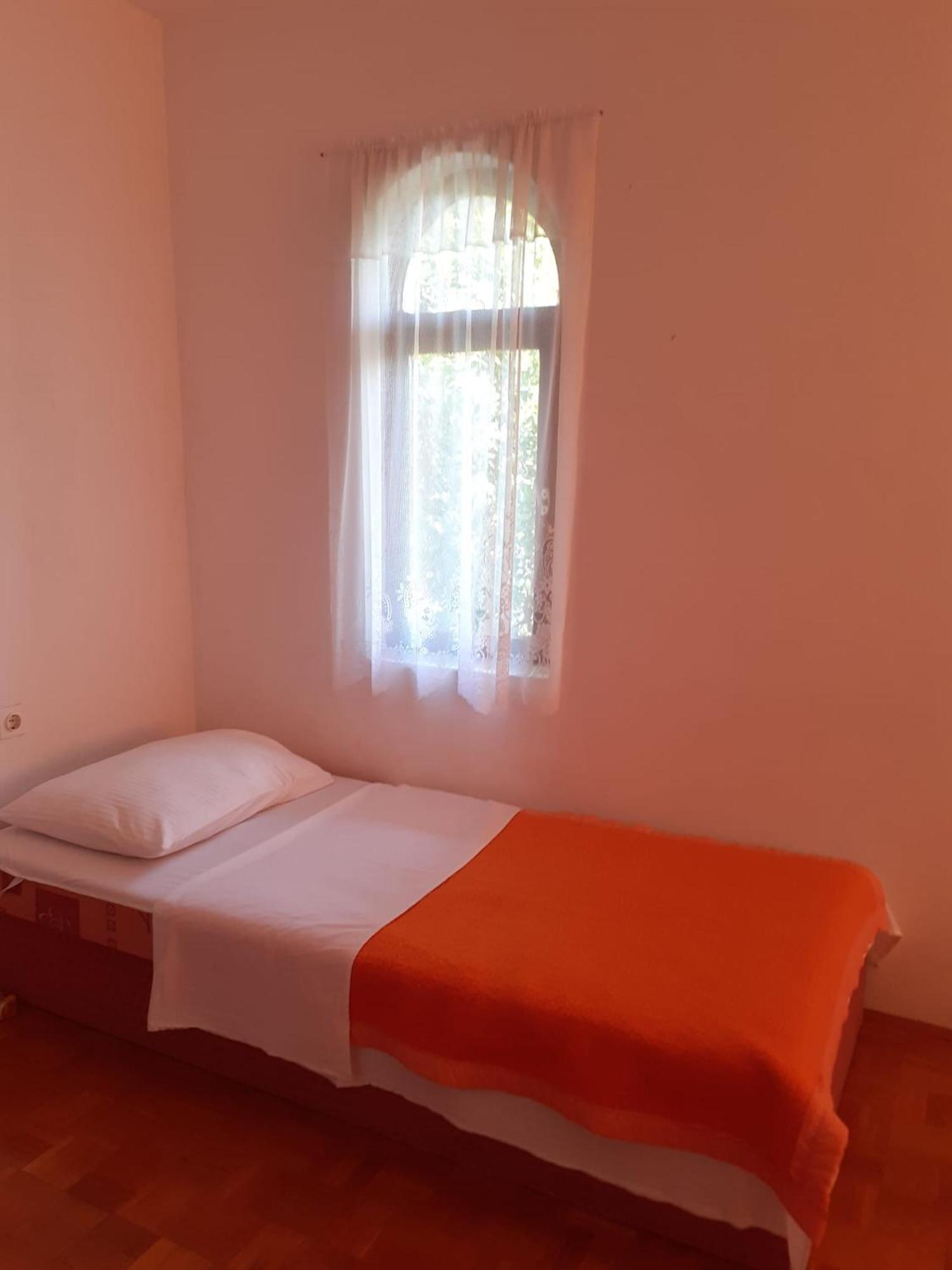 Apartman Sunce Raslina Luaran gambar