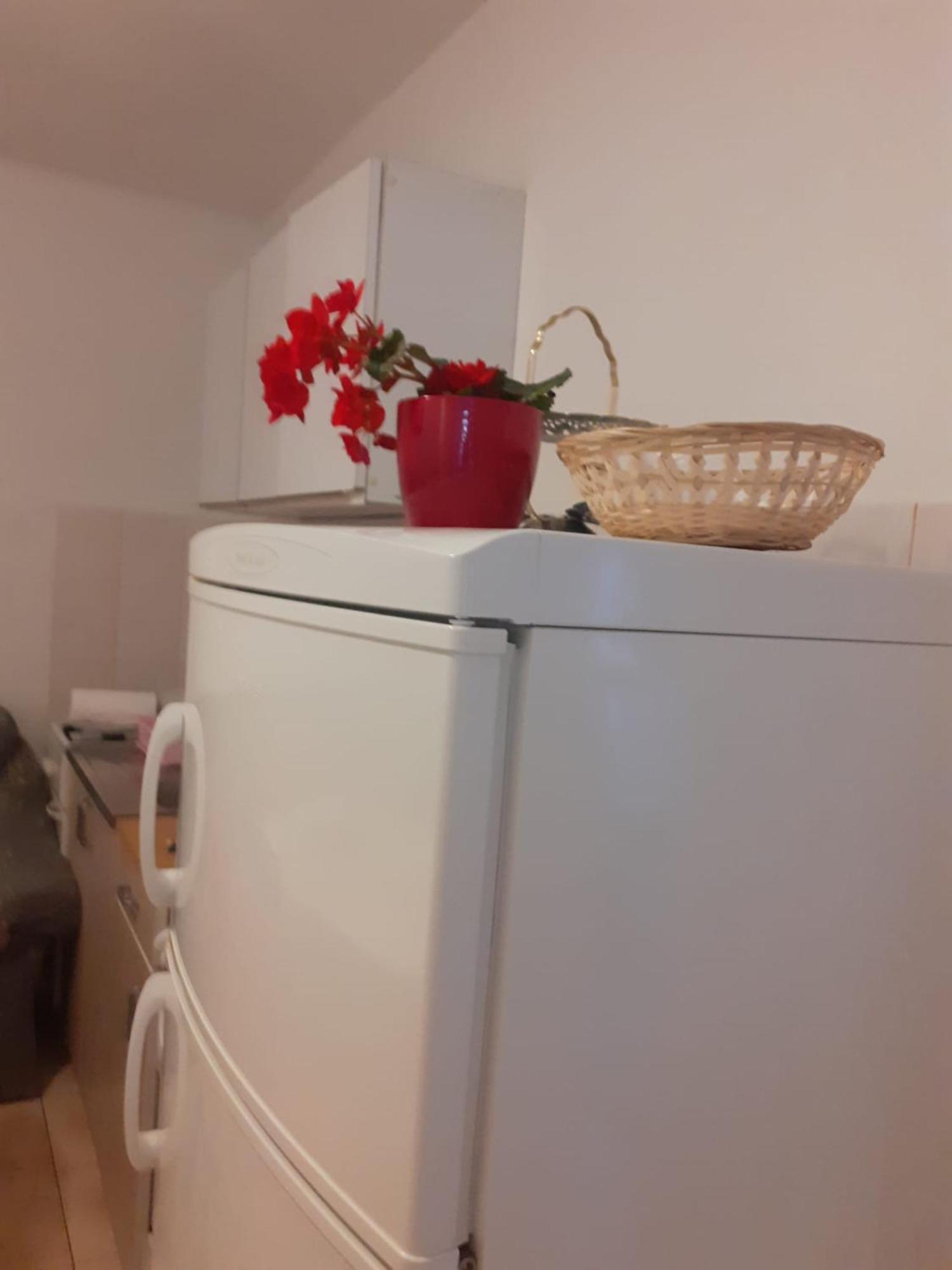 Apartman Sunce Raslina Luaran gambar